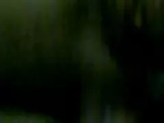 Зрели чука млад човек
