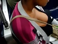 Горещи маце с хубави цици гадно