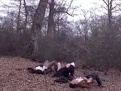 Туристическа е уловена peeping на секси busty японски маце