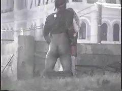 Подъл воайор ме чукаш