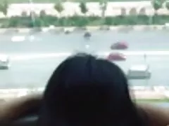 Busty майки и баби вземат големи младо петле