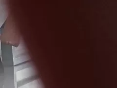 Баба обратно за повече