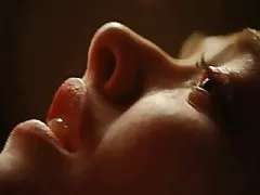 Уеб камера големи цици