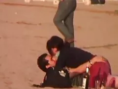 Много гореща мацка се радва твърд анален за първи път