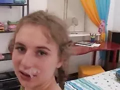 Лала Бонд обича да се измъкнеш с нея вибратор