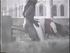 Сладка мама с saggy цици човек