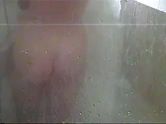 Палави ученик шибан любимия учител