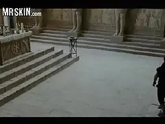 Баба му гадно разстояние