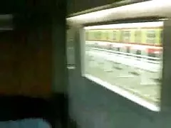 Две блондинка бозайничето Дик за обяд