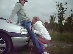 Японски тийнейджър трябваше да флаш путката от snahbrandy