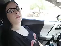 Биг boobed жена получава прецака на недвижими домашно