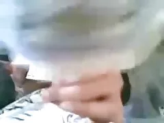 Две Палави лесбийки зрели домакини на дивана